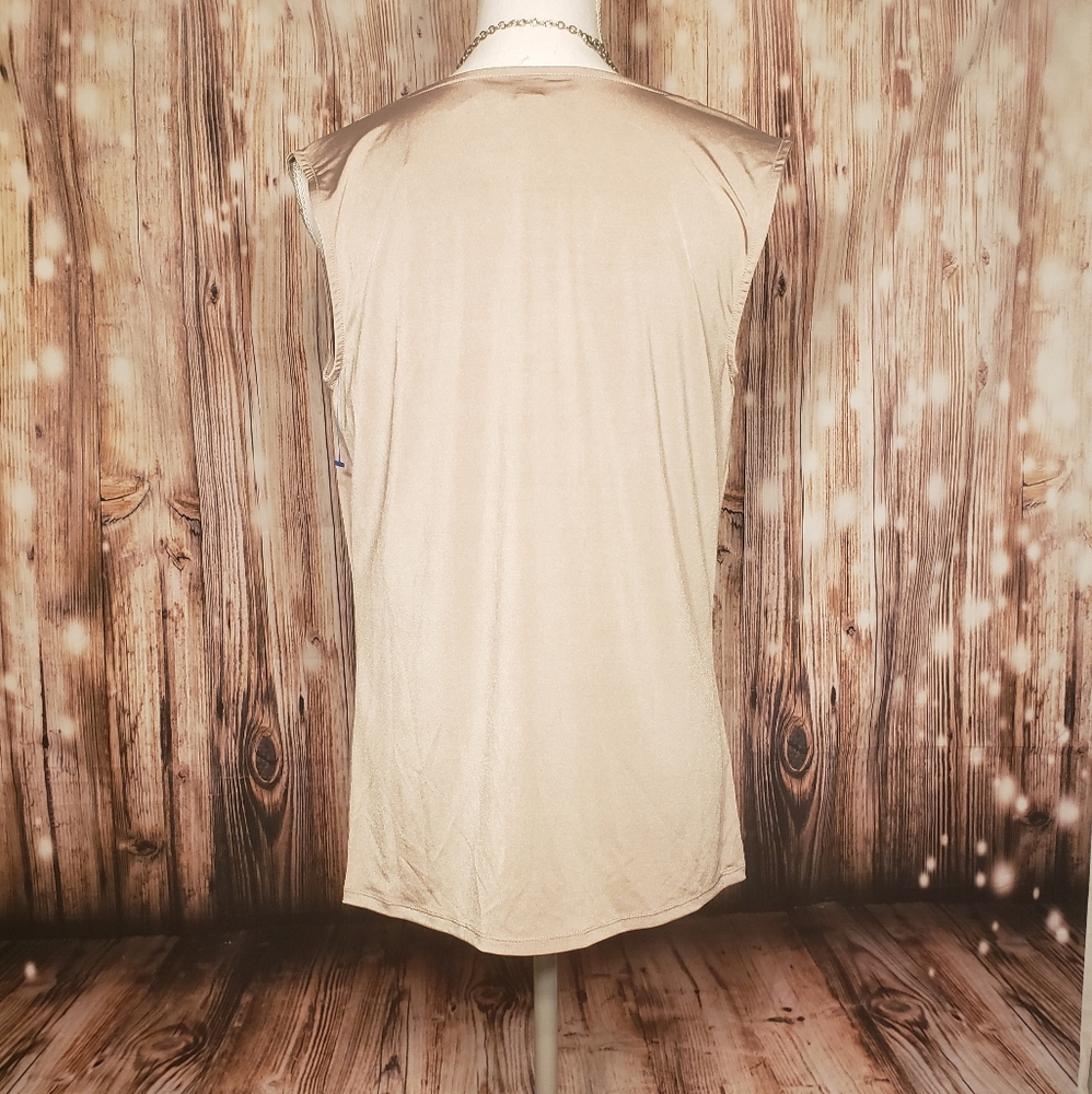 Nice blouse - Picture 3 of 4